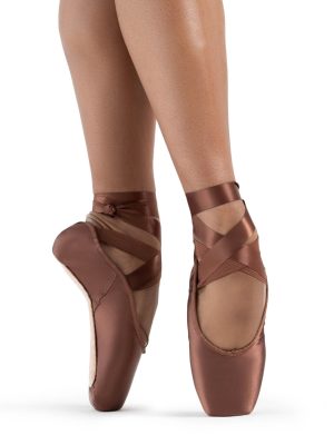 Ava Pointe Shoe | Skintone 55
